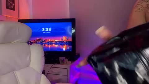 Snapshot of sweeetbabyy22 chatting on July 27, 2026, 8:38 pm Valeria online show from July 27, 2026, 8:38 pm