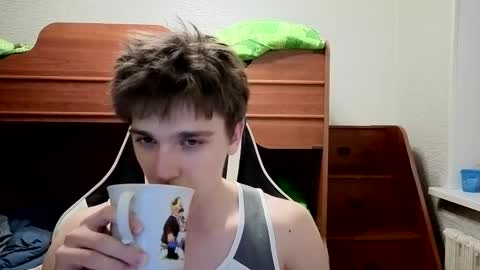 sweeetyangeel online show from November 12, 2025, 7:03 pm