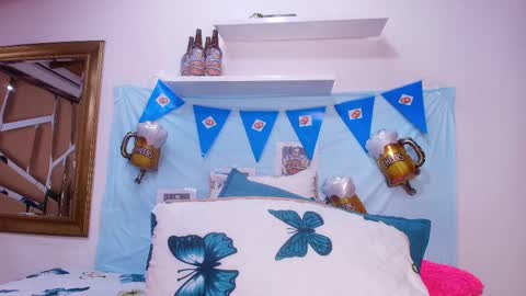 Debora  online show from October 1, 2025, 12:00 pm