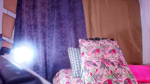 Debora  online show from October 11, 2025, 11:53 am