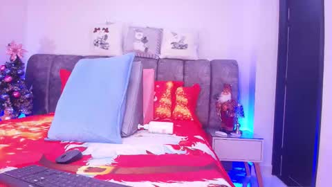 Debora  online show from December 19, 2025, 12:01 pm