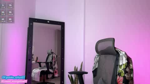 Snapshot of sweer_oshun chatting on September 21, 2025, 3:24 pm Evangeline online show from September 21, 2025, 3:24 pm