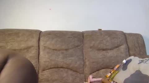 Snapshot of sweerie20 chatting on January 13, 2026, 5:35 am sweerie20 online show from January 13, 2026, 5:35 am