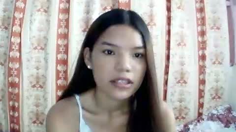 Snapshot of sweet01pinay chatting on May 7, 2026, 2:28 am sweet01pinay online show from May 7, 2026, 2:28 am