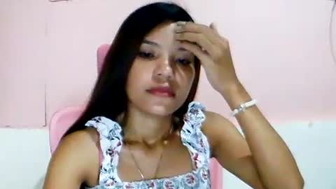 Snapshot of sweet01pinay chatting on June 13, 2026, 2:59 pm sweet01pinay online show from June 13, 2026, 2:59 pm