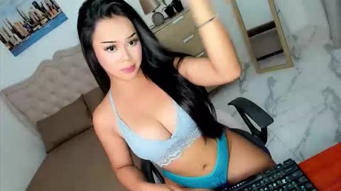 Snapshot of sweet18_jasmine chatting on April 29, 2026, 10:41 am sweet18_jasmine online show from April 29, 2026, 10:41 am