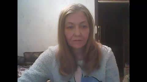 Snapshot of sweet4blonde609 chatting on February 17, 2026, 11:07 am sweet4blonde609 online show from February 17, 2026, 11:07 am