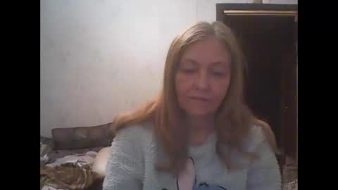 Snapshot of sweet4blonde609 chatting on February 18, 2026, 5:47 am sweet4blonde609 online show from February 18, 2026, 5:47 am