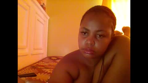 sweet52537 online show from October 19, 2025, 7:20 am