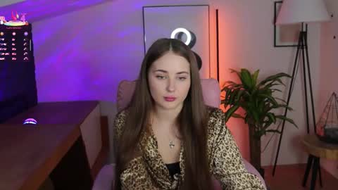 Sweet  Amily online show from October 5, 2025, 12:14 pm