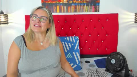 Carolina online show from November 23, 2025, 5:02 pm