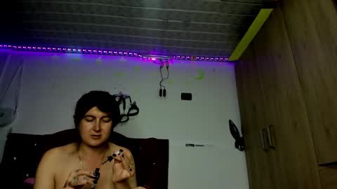 sweet__suck69bitch online show from January 6, 2025, 11:31 pm