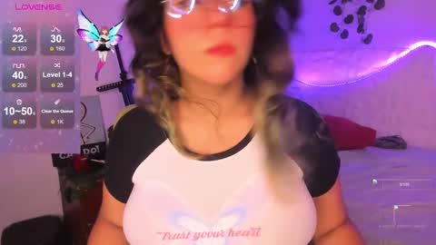 Snapshot of sweet_afrodita777 chatting on October 26, 2025, 10:25 pm Afrodita online show from October 26, 2025, 10:25 pm