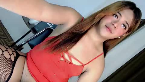 CLEO online show from November 22, 2025, 8:02 am