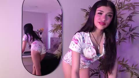 Snapshot of sweet_alexaa_ chatting on September 8, 2025, 7:35 pm Alexa online show from September 8, 2025, 7:35 pm