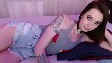 Alice online show from February 4, 2025, 7:00 pm