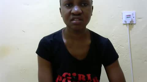 Silvia online show from November 10, 2025, 7:02 pm