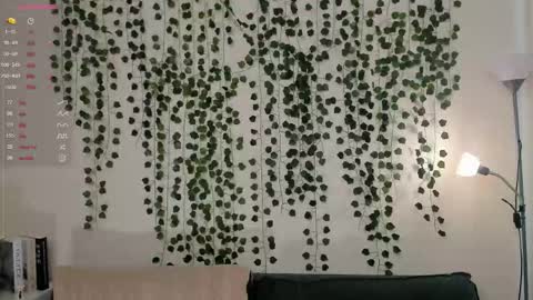 Snapshot of sweet_and_flirt chatting on October 18, 2025, 7:09 am Alice online show from October 18, 2025, 7:09 am