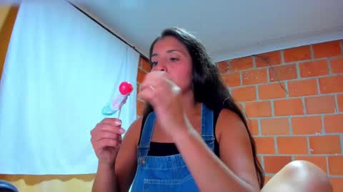 Snapshot of sweet_and_hot_alaia chatting on September 27, 2025, 6:51 am sweet and hot alaia online show from September 27, 2025, 6:51 am