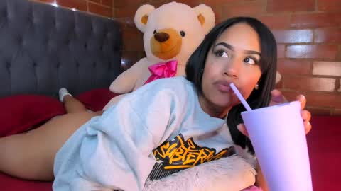 Stephanie online show from January 31, 2025, 3:44 pm