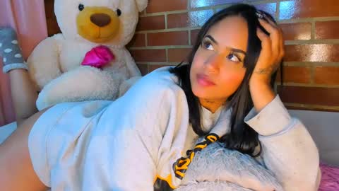 Stephanie online show from March 9, 2025, 4:27 am