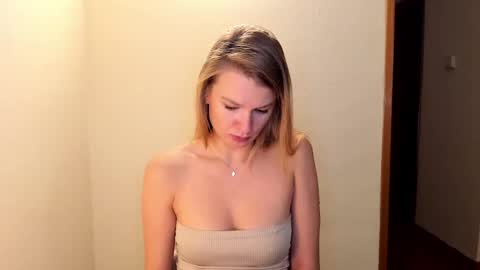 Ann - your sweet girl online show from December 19, 2025, 12:45 pm