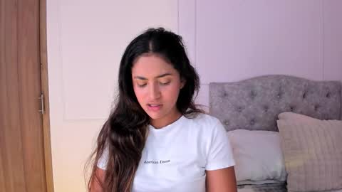 Asheley online show from November 8, 2025, 5:51 am