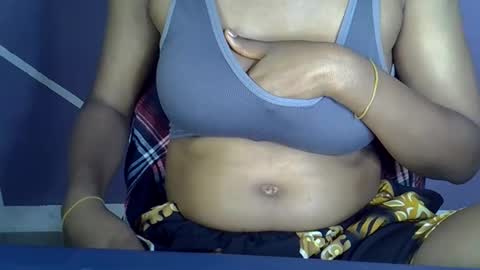 baby girl online show from September 26, 2025, 7:12 am