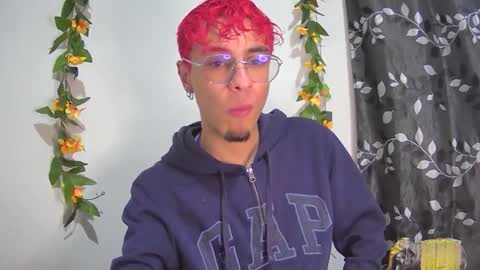 Snapshot of sweet_boy2224 chatting on November 26, 2025, 2:56 am sweet_boy2224 online show from November 26, 2025, 2:56 am