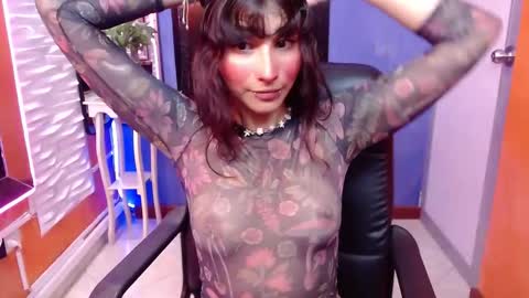 SWEET BUNNY  online show from September 24, 2025, 7:28 pm