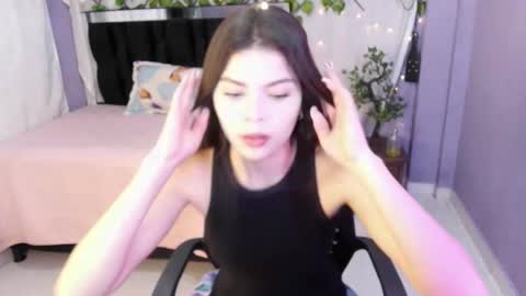 Candy online show from September 13, 2025, 3:23 pm