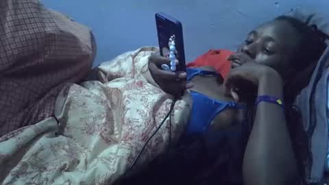 Snapshot of sweet_candie01 chatting on May 16, 2026, 5:48 am sweet_candie01 online show from May 16, 2026, 5:48 am