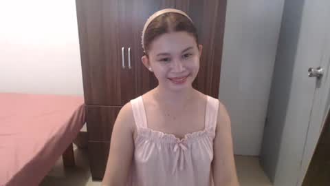 sweet_cassyxx online show from February 25, 2026, 1:21 pm