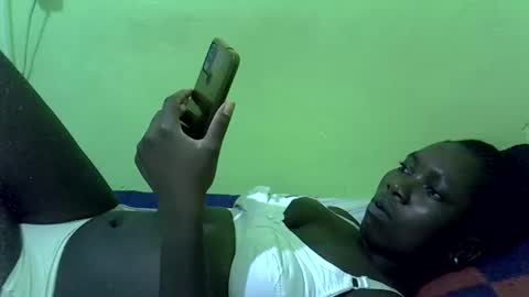 sweet_cherie1 online show from February 14, 2026, 6:26 pm