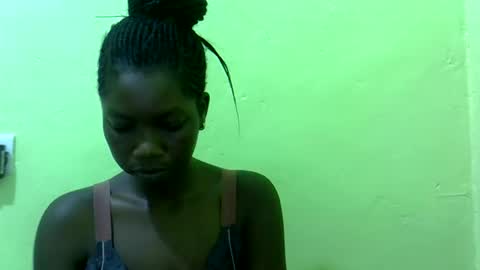 sweet_cherie1 online show from February 17, 2026, 3:03 am