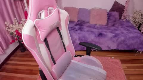 Snapshot of sweet_daniiela chatting on October 9, 2025, 9:35 pm IM Dani online show from October 9, 2025, 9:35 pm