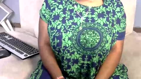 Snapshot of sweet_ebonyi chatting on January 27, 2025, 2:46 pm sweet_ebonyi online show from January 27, 2025, 2:46 pm