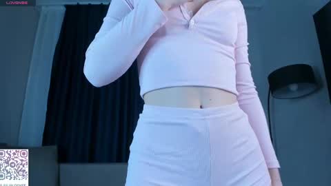 Snapshot of sweet_fairyyy chatting on March 9, 2025, 2:21 pm Julia online show from March 9, 2025, 2:21 pm