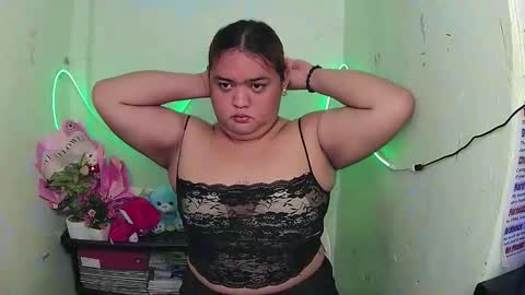 Snapshot of sweet_frex123 chatting on October 6, 2025, 6:22 am sweet_frex123 online show from October 6, 2025, 6:22 am