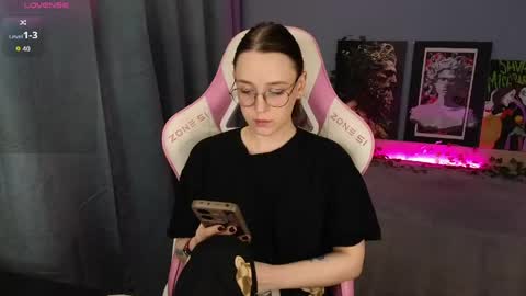 Alice online show from April 12, 2026, 4:06 am