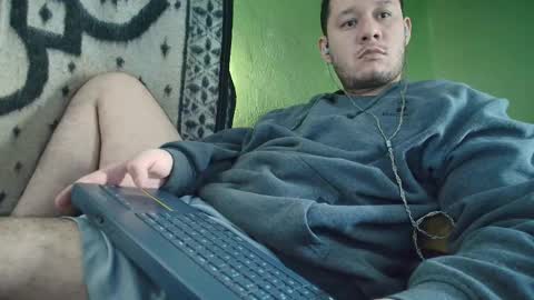 sweet_guy36 online show from November 1, 2025, 3:25 pm