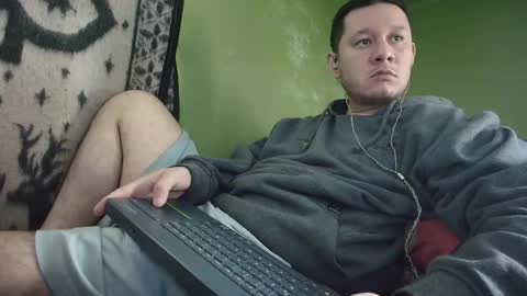 sweet_guy36 online show from November 3, 2025, 3:24 pm