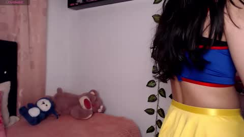 Hannah online show from November 17, 2025, 9:48 am