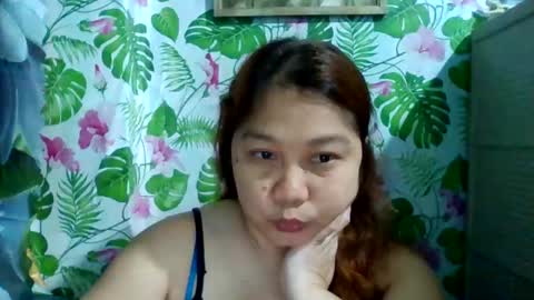 Snapshot of sweet_kayley chatting on January 11, 2025, 2:04 pm sweet_kayley online show from January 11, 2025, 2:04 pm