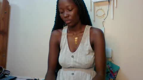Snapshot of sweet_kcandy chatting on May 5, 2026, 9:06 am Sweet KCandy online show from May 5, 2026, 9:06 am
