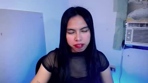 sweet_kyline69 online show from November 2, 2025, 8:17 am