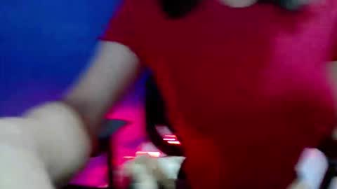Snapshot of sweet_like_angel143 chatting on May 24, 2026, 1:54 am angie online show from May 24, 2026, 1:54 am