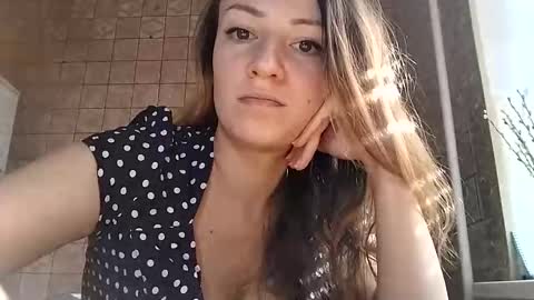 Snapshot of sweet_lilgirl_x chatting on February 22, 2025, 9:34 am Anna online show from February 22, 2025, 9:34 am