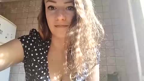 Snapshot of sweet_lilgirl_x chatting on February 27, 2025, 10:59 am Anna online show from February 27, 2025, 10:59 am