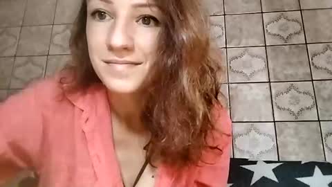 Snapshot of sweet_lilgirl_x chatting on July 6, 2026, 7:27 am Anna online show from July 6, 2026, 7:27 am
